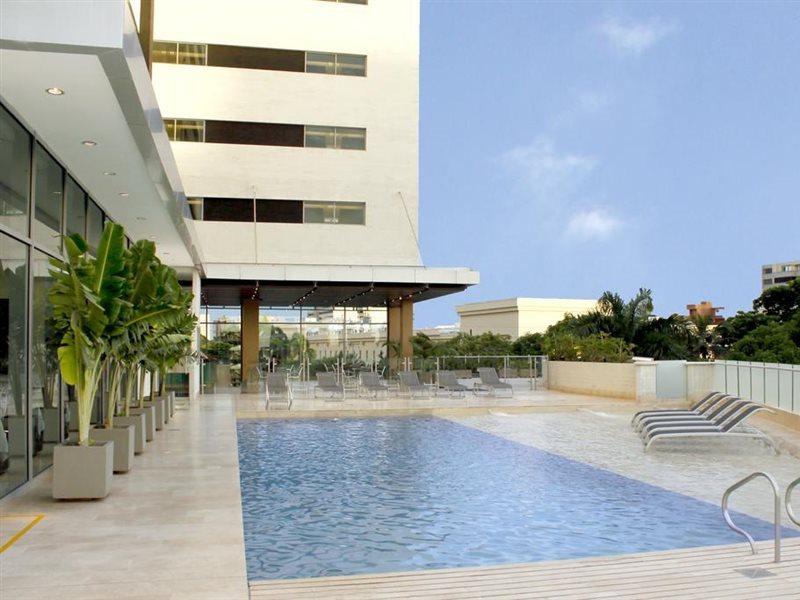 בארנקווילה Estelar Alto Prado מראה חיצוני תמונה The pool at the rooftop