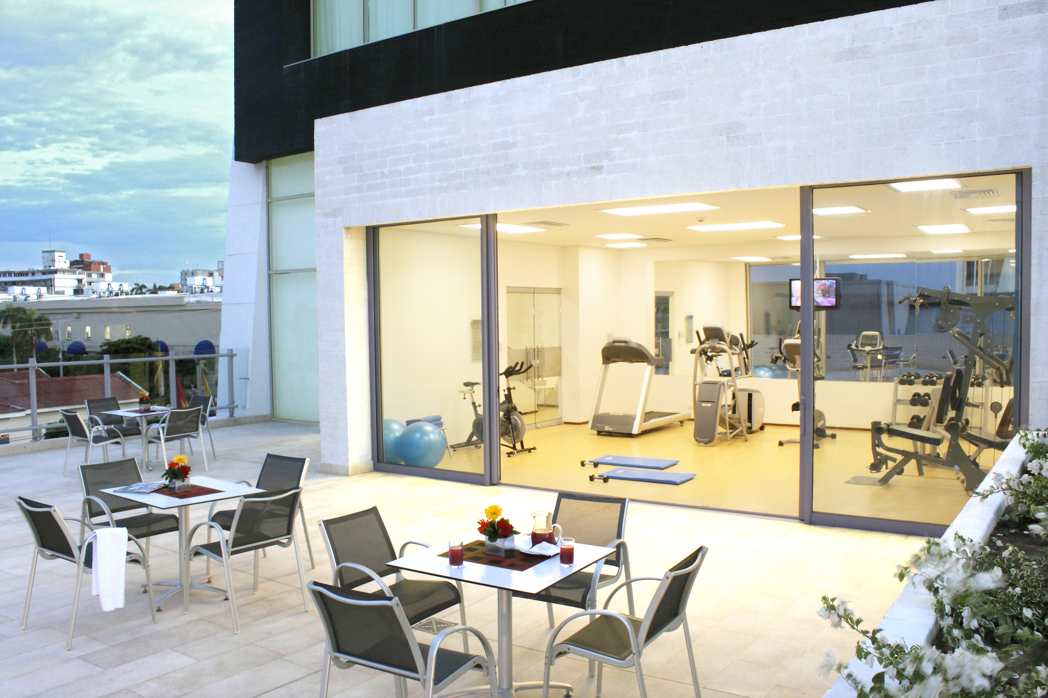 בארנקווילה Estelar Alto Prado מראה חיצוני תמונה The gym at the hotel