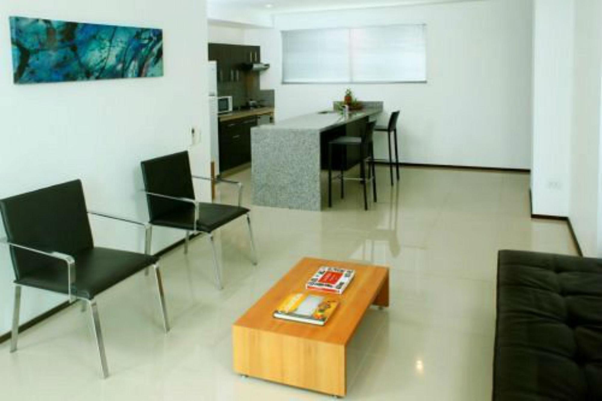 בארנקווילה Estelar Alto Prado מראה חיצוני תמונה A living room with a polished concrete floor