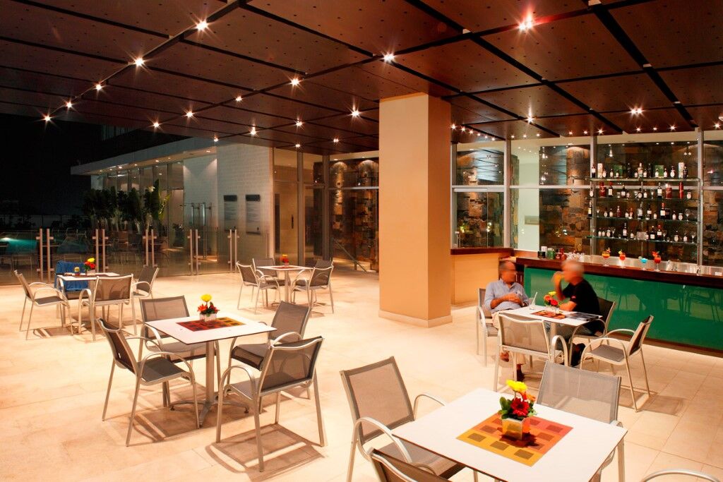 בארנקווילה Estelar Alto Prado מראה חיצוני תמונה The Sky Bar